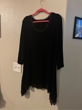 Affinity for Knits Black Sharkbite Chiffon Hem Tunic Top Plus Size 3X